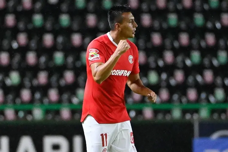 Toluca vence a León con gol de último minuto