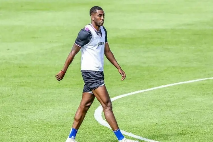 Carneiro ya puede debutar con Cruz Azul 