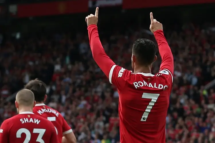 Cristiano Ronaldo confirma su regreso al Manchester United 