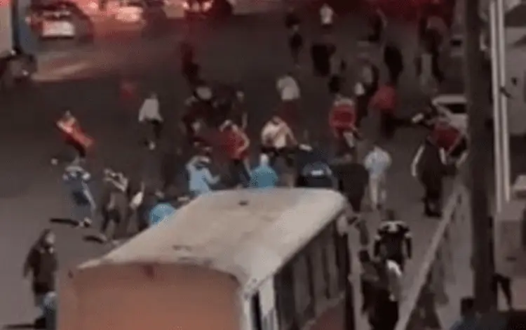 Otra vez la violencia se presenta en el futbol argentino (VIDEO)