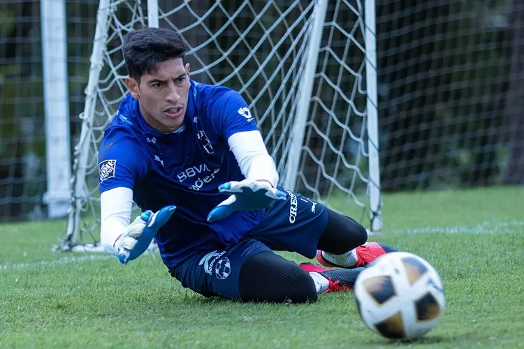 Rayados recupera a Esteban Andrada