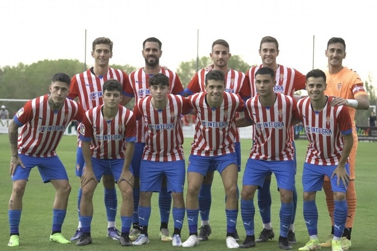 Jordán Carillo debuta con el Sporting de Gijón