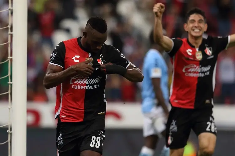 Atlas vence a Querétaro con remontada incluida