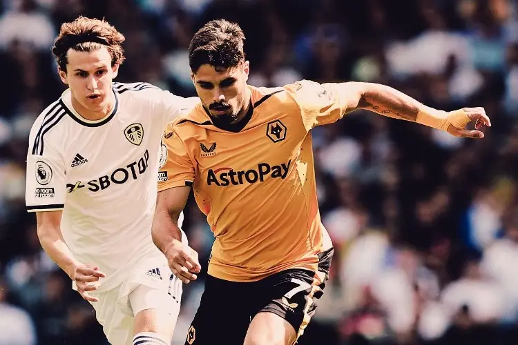 Mal inicio para los Wolves de Raúl Jiménez en la Premier League 