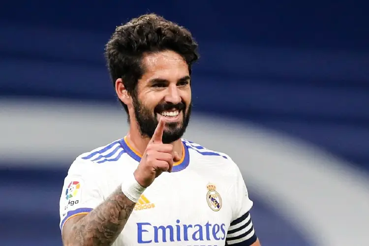 Isco deja al Real Madrid y será compañero de 'Tecatito' Corona 