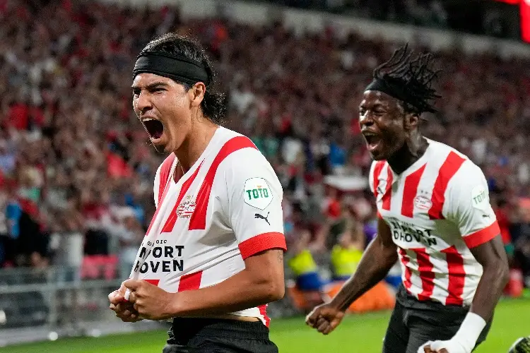 Erick Gutiérrez renueva con el PSV