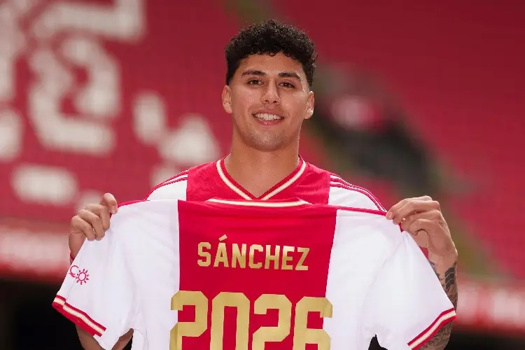 Jorge Sánchez va al Ajax con la ilusión de jugar Champions