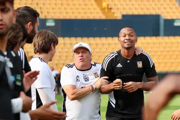 Samir Caetano ya entrenó con Tigres