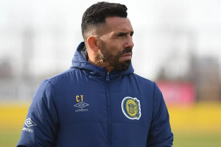 20 técnicos se unen para denunciar a Carlos Tévez