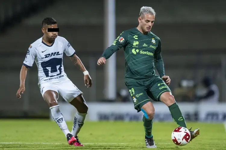 Detienen a ex jugador de Pumas por posesión de armas y droga