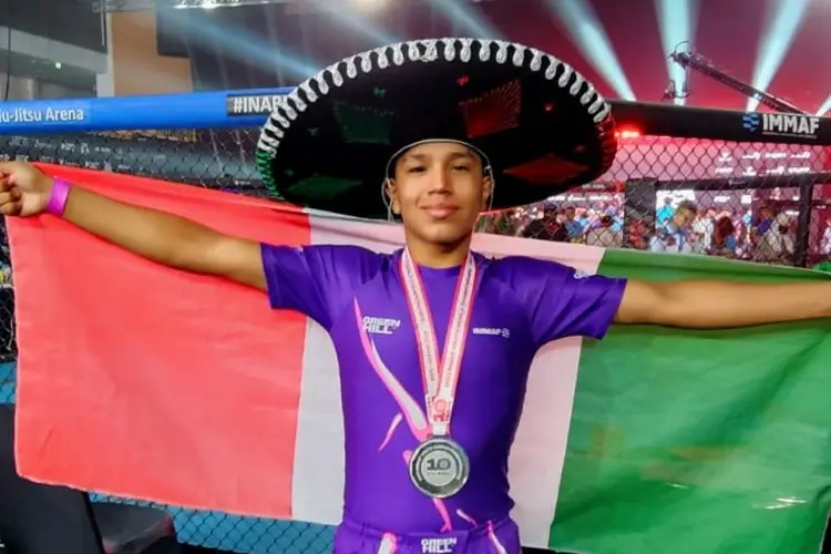 México gana medalla en Mundial de Artes Marciales Mixtas