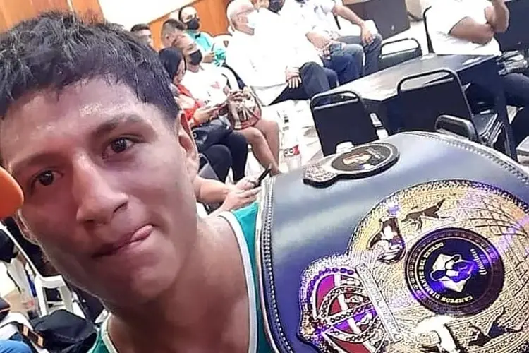 'El Flaco de oro' se corona campeón en 'Duelo de Titanes'