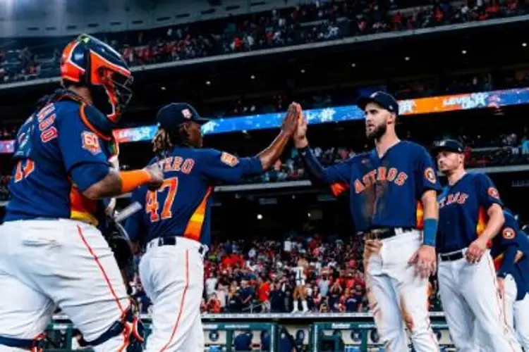 Astros evita barrida frente a los Orioles