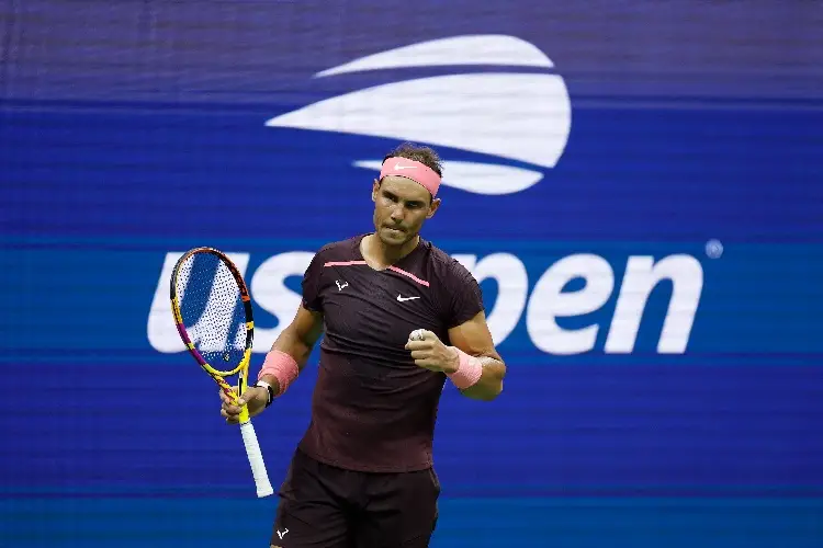 Nadal remonta y avanza en US Open