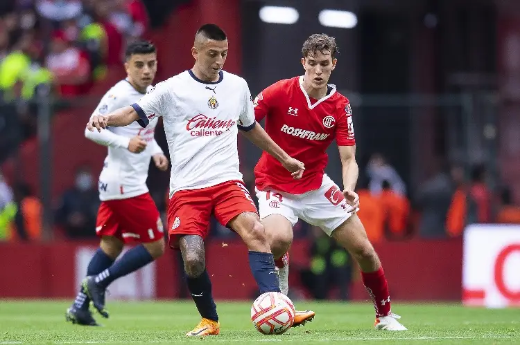 Chivas empata con Toluca y rompe racha ganadora