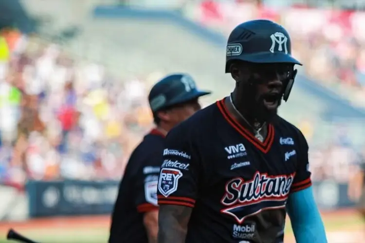 Sultanes pega primero en la Serie del Rey