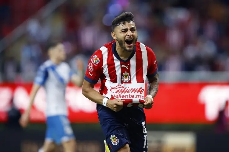 Chivas aprovecha localía para vencer a Puebla