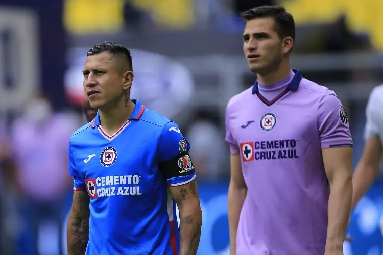 Alistan las primeras bajas en Cruz Azul 