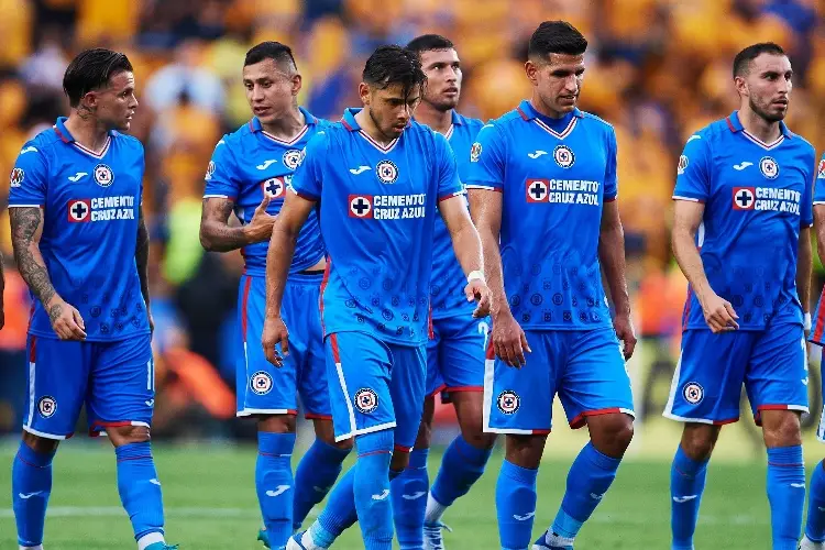 Cruz Azul con una baja por fractura Cruz Azul con una baja por fractura