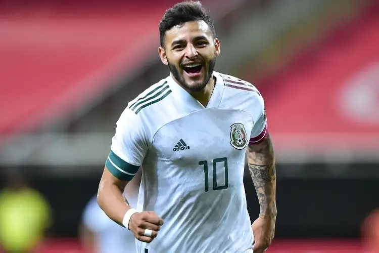 Alexis Vega levanta la mano para ser titular en Qatar 2022