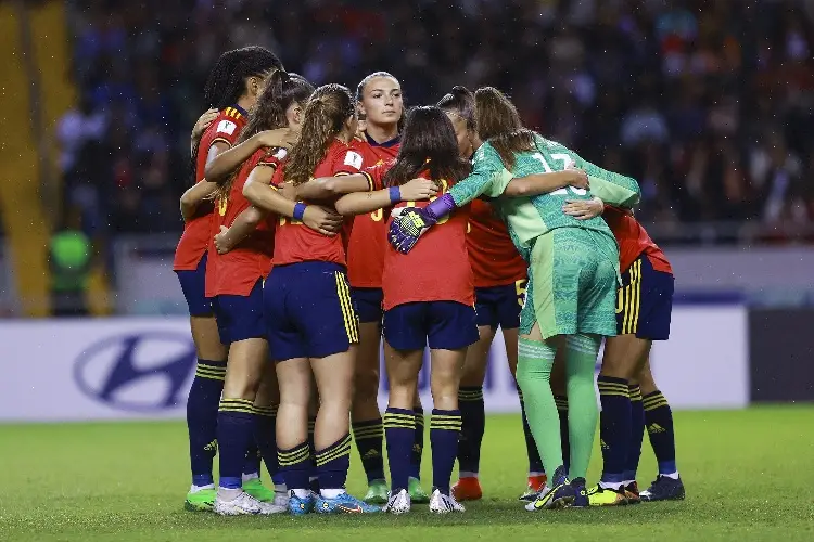 15 jugadoras amenazan con renunciar a Selección de España