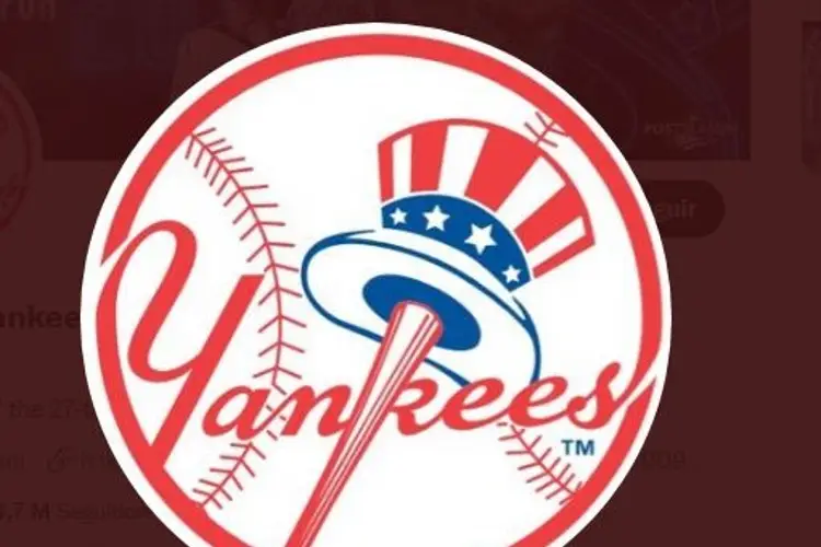 Chapman fuera del roster de Yankees para Serie Divisional