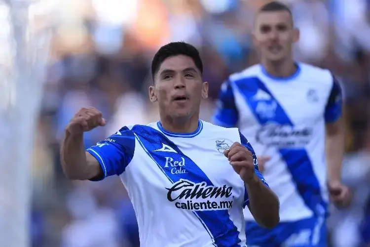 Puebla renueva a su heróe del repechaje