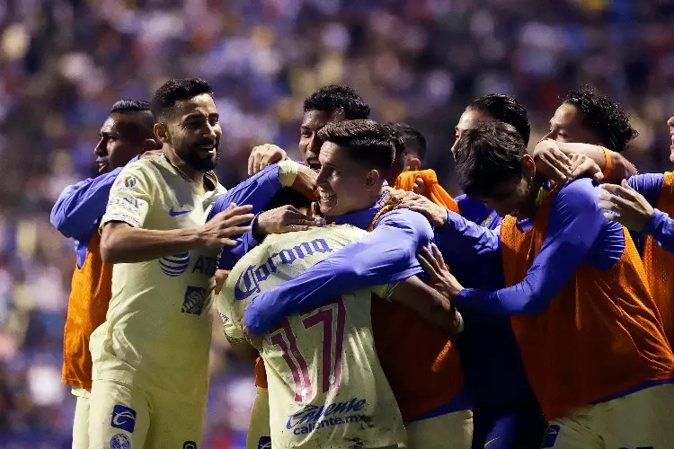 América humilla a Puebla en la ida de los 4tos de final