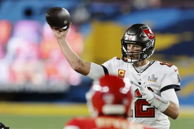 NFL: Buccaneers caen frente a los Steelers