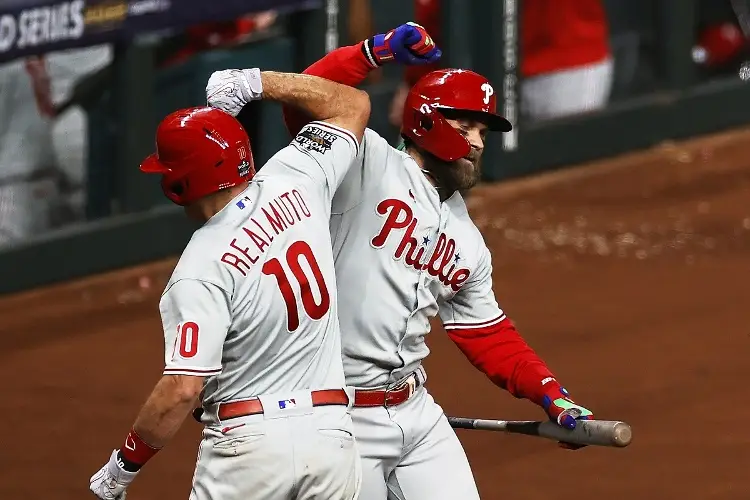 Los Phillies de Philadelphia toman ventaja en la Serie Mundial 