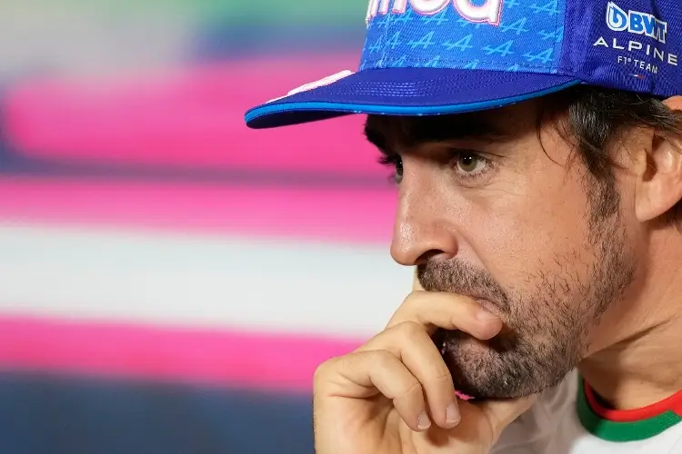 Fernando Alonso analiza el GP de Brasil