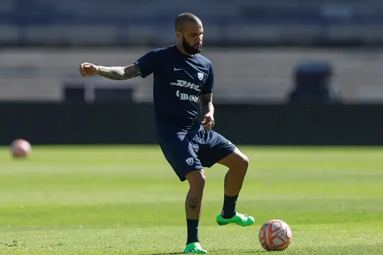 Pumas inicia pretemporada en Acapulco sin Dani Alves