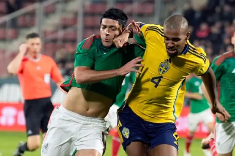 ¡Volvió a jugar Raúl Jiménez!