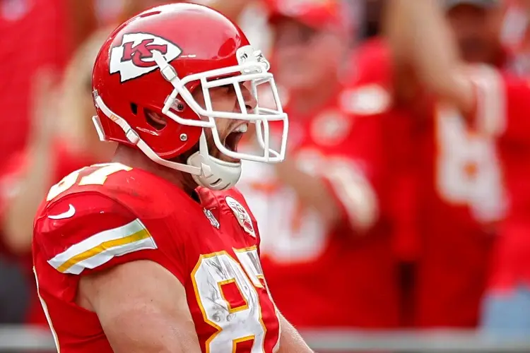 NFL: Chiefs le pega a los Rams y demuestra dominio