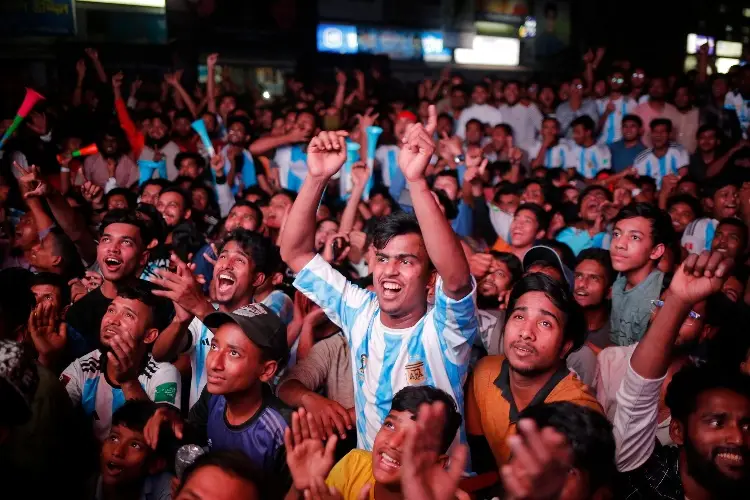 La locura que desata la selección de Argentina en Bangladesh (VIDEOS)