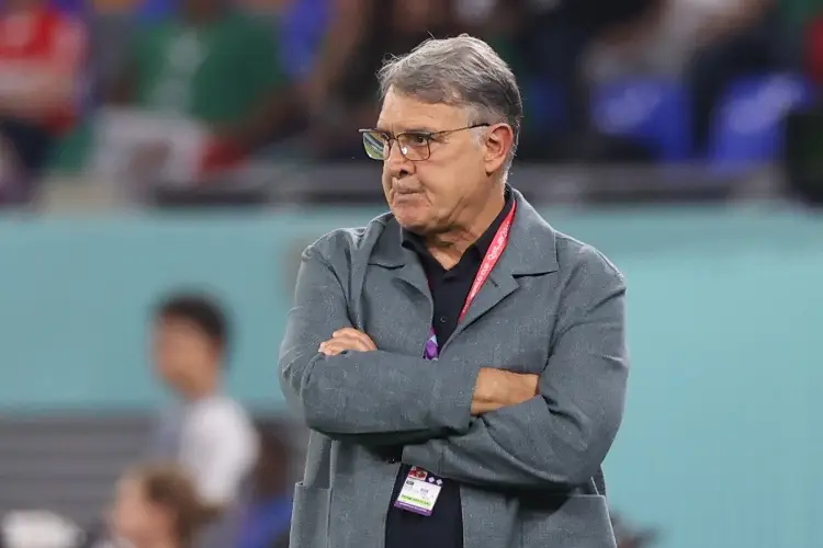 'Tata' Martino vuelve a México entre una lluvia de reclamos (VIDEOS)