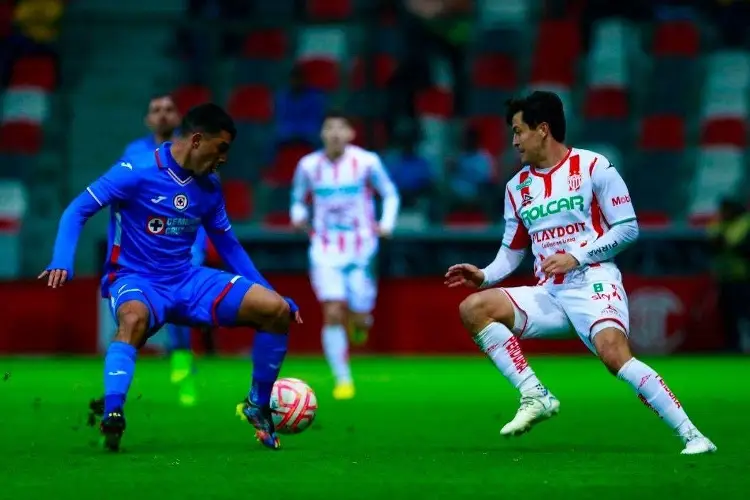 Cruz Azul y Necaxa empatan en debut de torneo amistoso