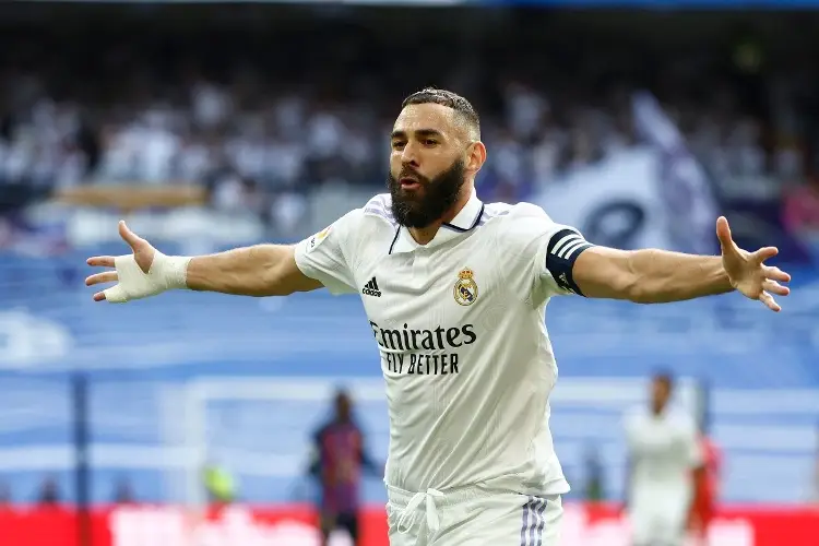 Benzema reaparece en amistoso del Real Madrid