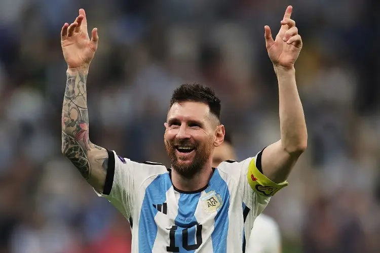 El Maracaná invita a Messi a dejar su huella en el estadio El Maracaná invita a Messi a dejar su huella en el estadio