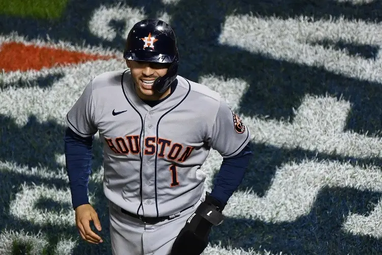 MLB: Carlos Correa se acerca a Mellizos y Johnny Cueto pasa a Marlins