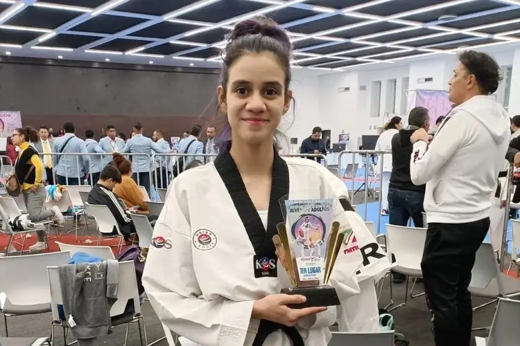 Veracruzana Bárbara Méndez se consagra campeona nacional de Taekwondo 
