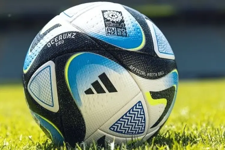Presentan a 'Oceaunz', el balón oficial del Mundial Femenil 