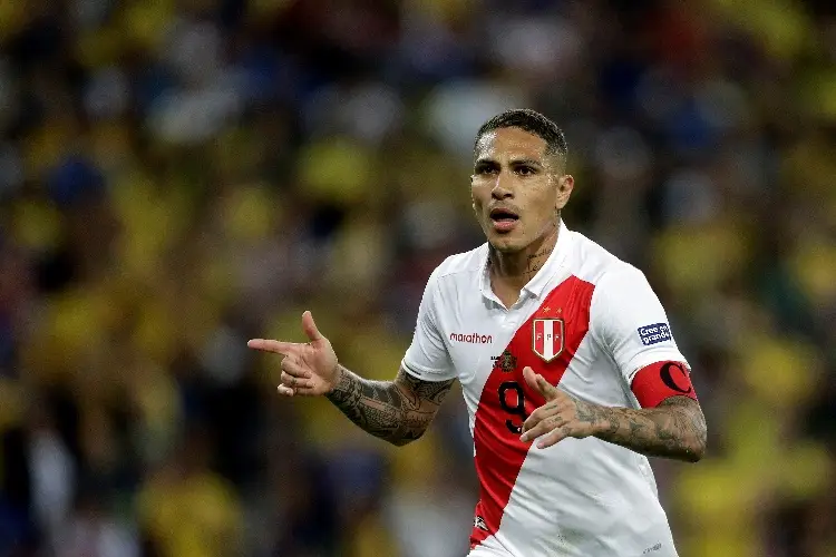 Paolo Guerrero ficha con club de Argentina