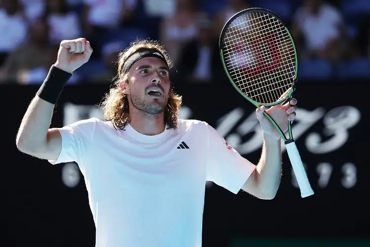 Tsitsipas cumple y se cita con Djokovic en la Final del Australian Open