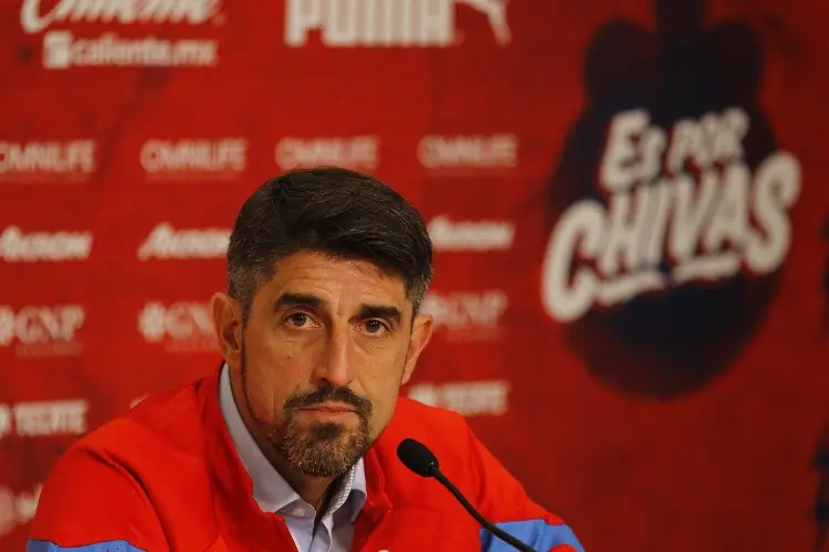 Chivas necesita un curso de artes oscuras del fútbol: Veljko Paunovic 