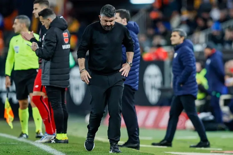 Valencia corre a Gattuso