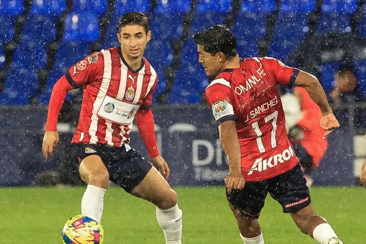 'Cone' Brizuela al quirofano y causa baja de Chivas