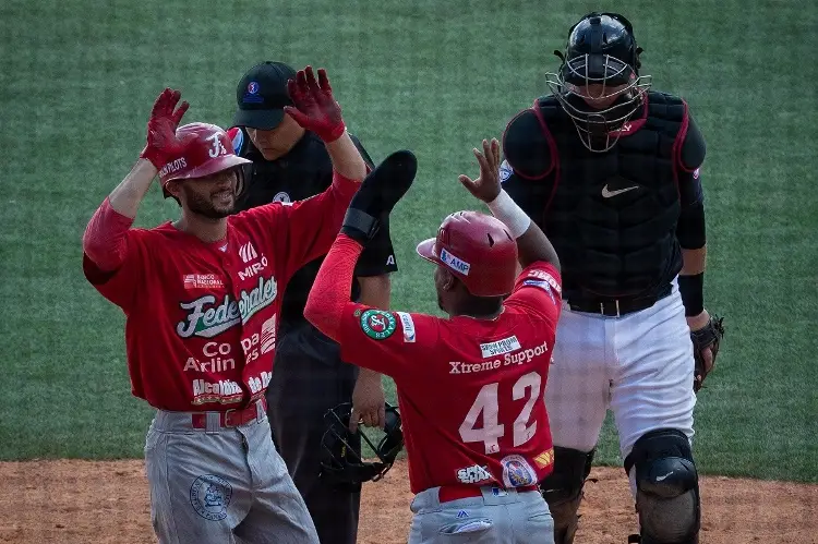 Panamá triunfa ante Colombia en Serie del Caribe