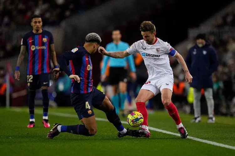 A Sevilla le faltó valentía frente al Barcelona