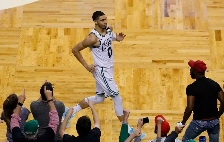 Todo listo para el concurso de tirples de la NBA